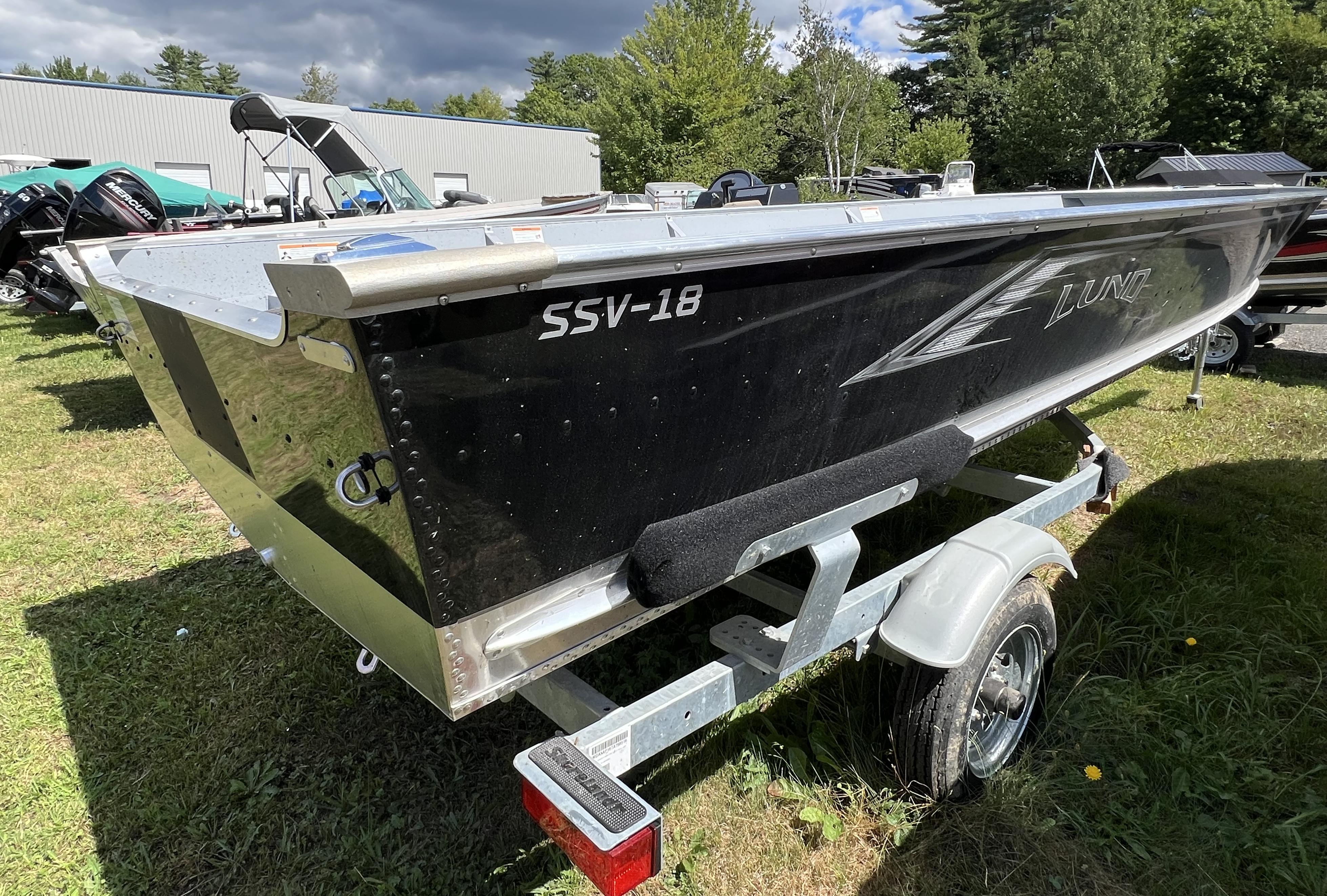 2025 Lund SSV 18 - Photo 6